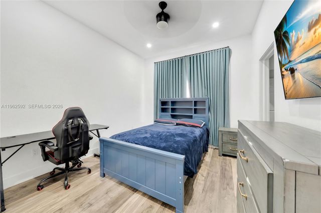 27602 SW 134th Ct, Homestead, FL 33032