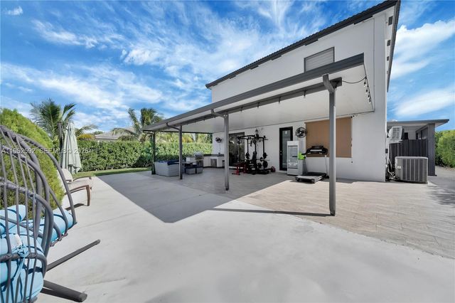 27602 SW 134th Ct, Homestead, FL 33032