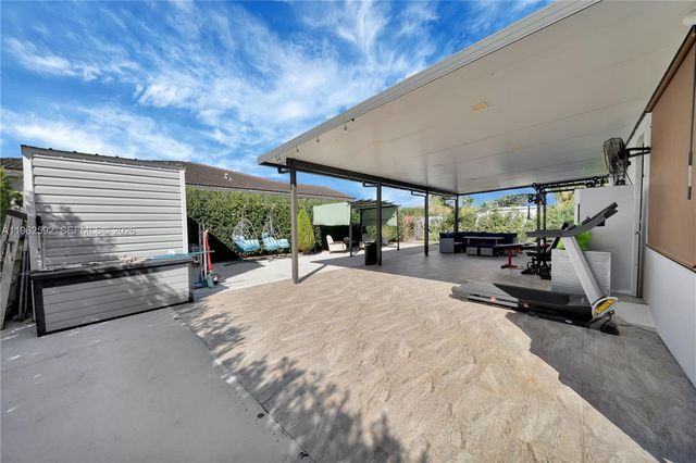 27602 SW 134th Ct, Homestead, FL 33032