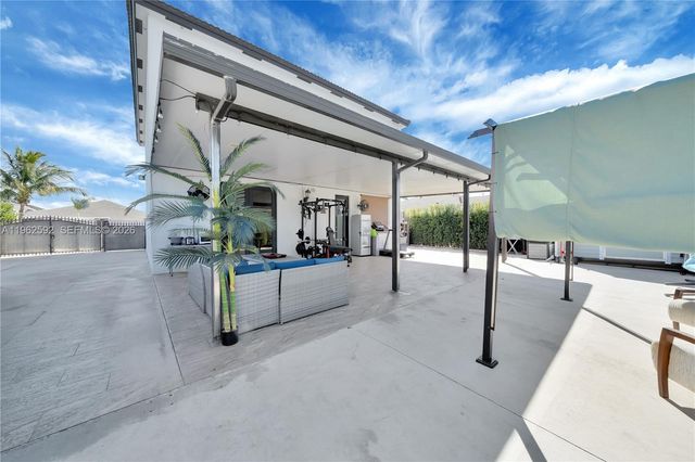 27602 SW 134th Ct, Homestead, FL 33032