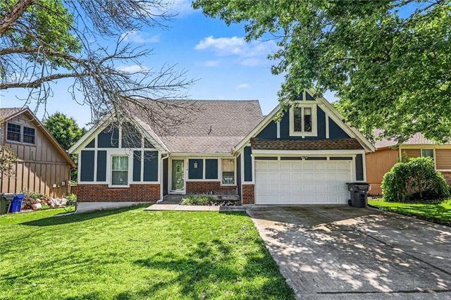 2118 S Central Street, Olathe, KS 66062