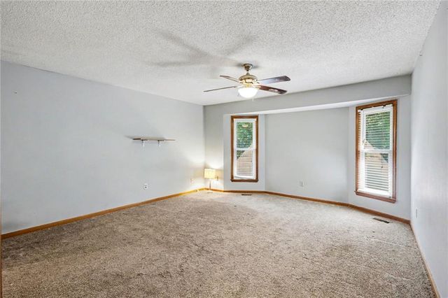 2118 S Central Street, Olathe, KS 66062