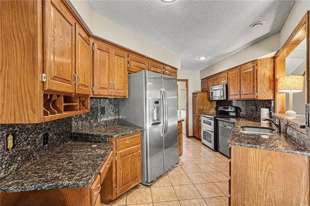 2118 S Central Street, Olathe, KS 66062
