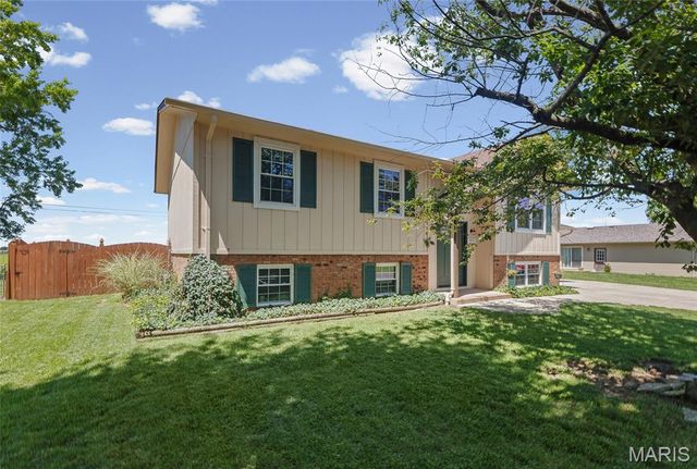 1405 Columbia Road, Dupo, IL 62239