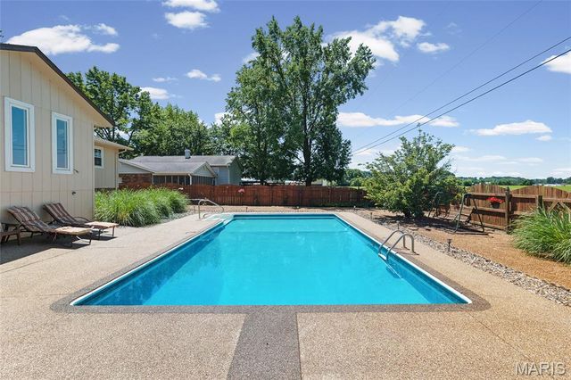 1405 Columbia Road, Dupo, IL 62239