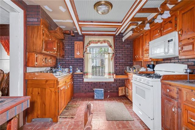 1434 Desoto SW Avenue, Atlanta, GA 30310