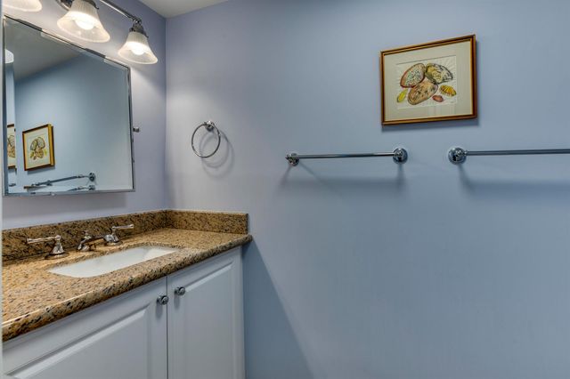 170 N Ocean Boulevard Boulevard 411, Palm Beach, FL 33480