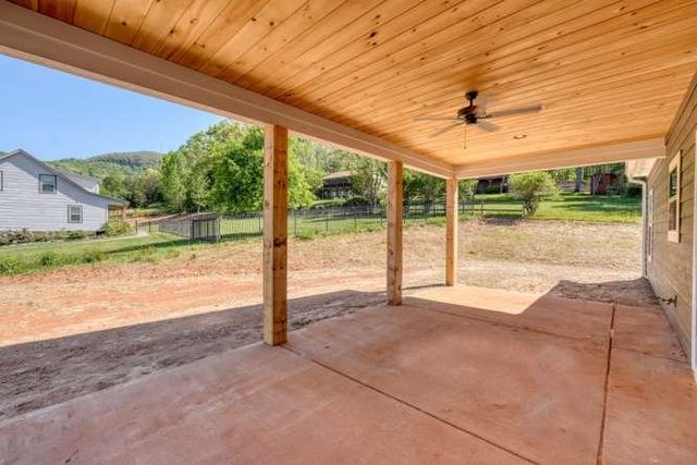 774 Bugscuffle Road, Hiawassee, GA 30548