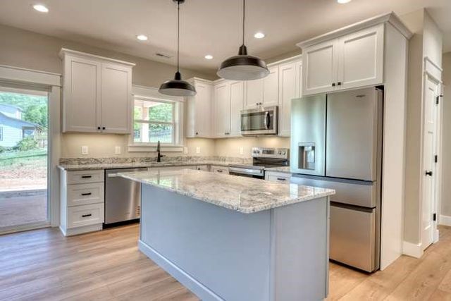 774 Bugscuffle Road, Hiawassee, GA 30548