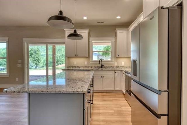 774 Bugscuffle Road, Hiawassee, GA 30548
