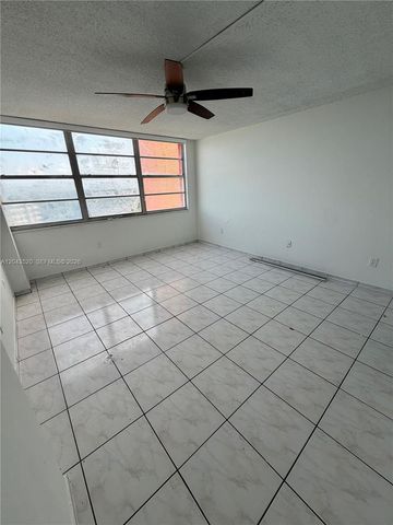 1351 NE Miami Gardens Drive 1215E, Miami, FL 33179