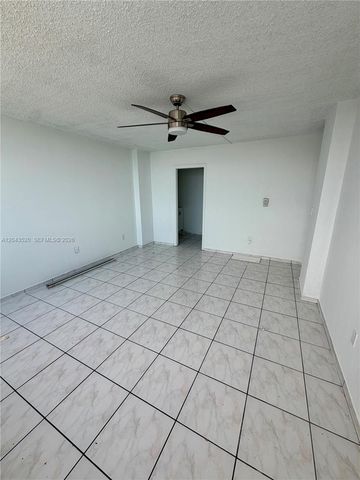 1351 NE Miami Gardens Drive 1215E, Miami, FL 33179