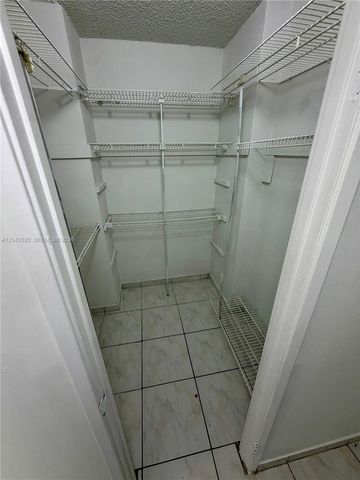 1351 NE Miami Gardens Drive 1215E, Miami, FL 33179