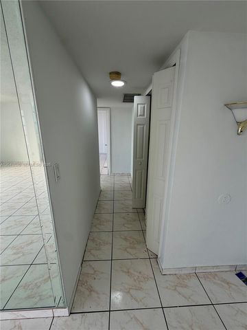 1351 NE Miami Gardens Drive 1215E, Miami, FL 33179