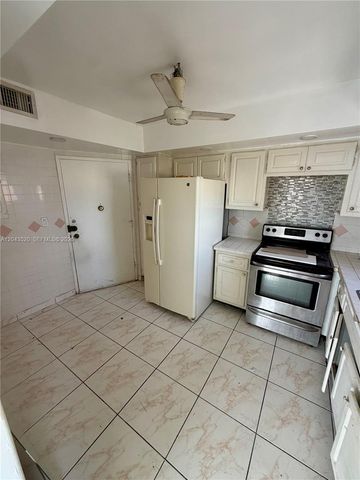 1351 NE Miami Gardens Drive 1215E, Miami, FL 33179