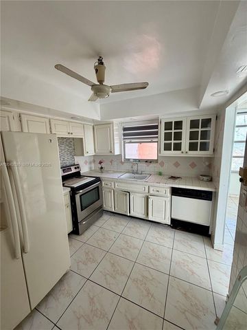 1351 NE Miami Gardens Drive 1215E, Miami, FL 33179