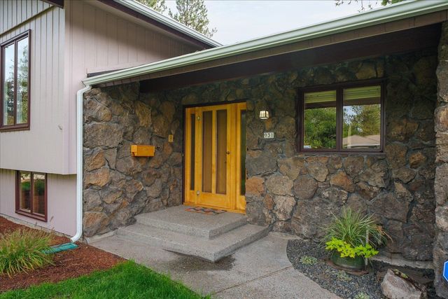 931 W Regent Ct, Spokane, WA 99203