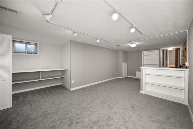 931 W Regent Ct, Spokane, WA 99203