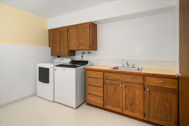 931 W Regent Ct, Spokane, WA 99203
