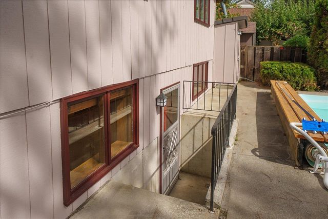 931 W Regent Ct, Spokane, WA 99203