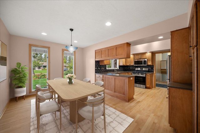 931 W Regent Ct, Spokane, WA 99203