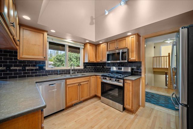 931 W Regent Ct, Spokane, WA 99203