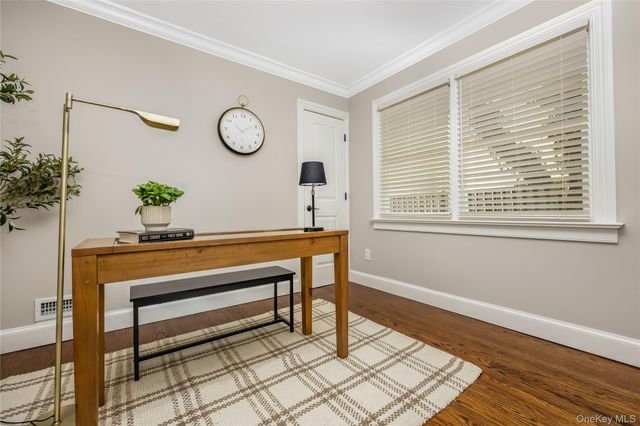 145 Asharoken Avenue, Northport, NY 11768