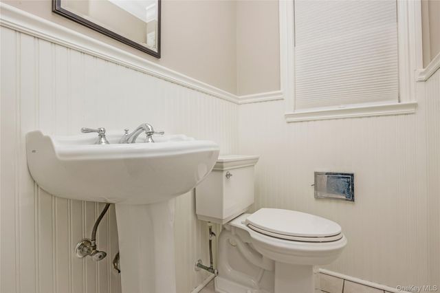 145 Asharoken Avenue, Northport, NY 11768