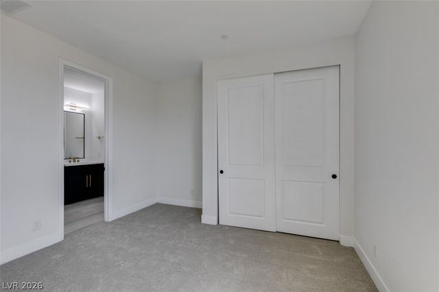 8741 Grand Pass Court, Las Vegas, NV 89113