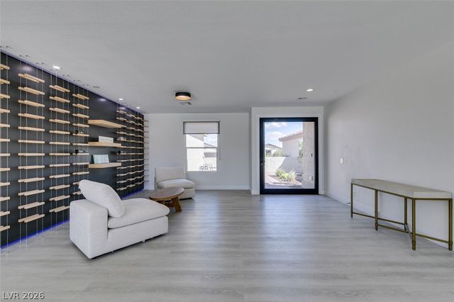 8741 Grand Pass Court, Las Vegas, NV 89113