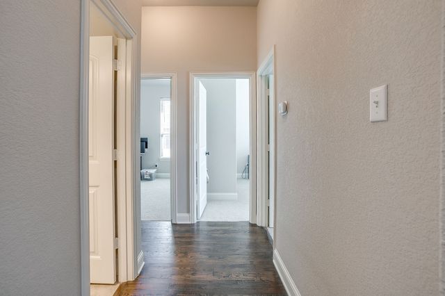 424 Delaware Street, Burleson, TX 76028