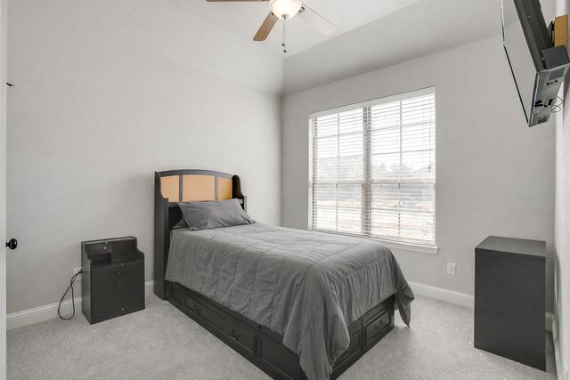 424 Delaware Street, Burleson, TX 76028