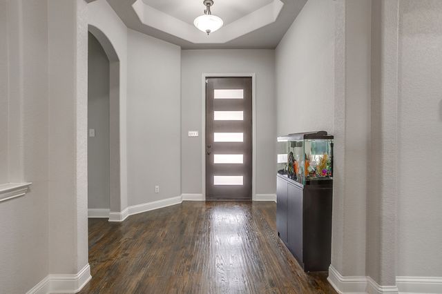 424 Delaware Street, Burleson, TX 76028