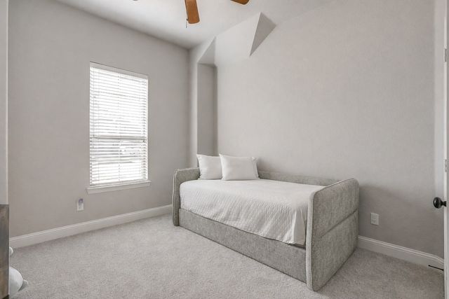 424 Delaware Street, Burleson, TX 76028