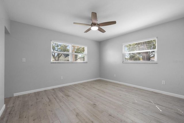 4038 HARRISBURG, St Petersburg, FL 33703