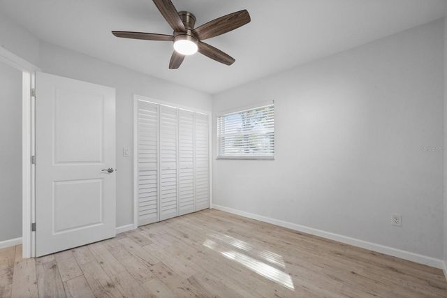 4038 HARRISBURG, St Petersburg, FL 33703