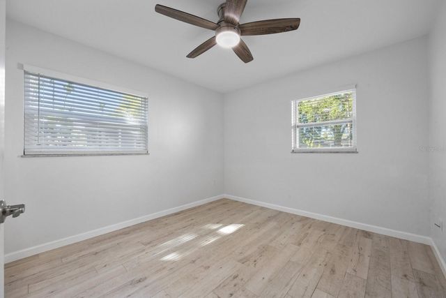 4038 HARRISBURG, St Petersburg, FL 33703