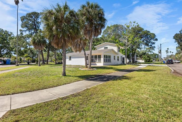 4038 HARRISBURG, St Petersburg, FL 33703