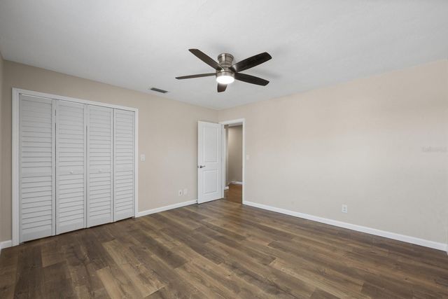4038 HARRISBURG, St Petersburg, FL 33703