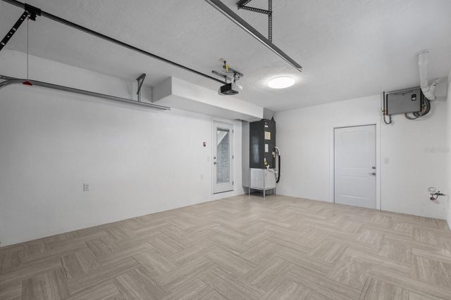 4038 HARRISBURG, St Petersburg, FL 33703