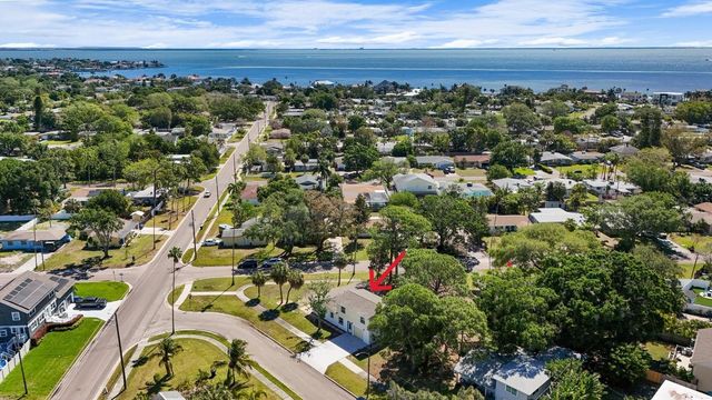 4038 HARRISBURG, St Petersburg, FL 33703