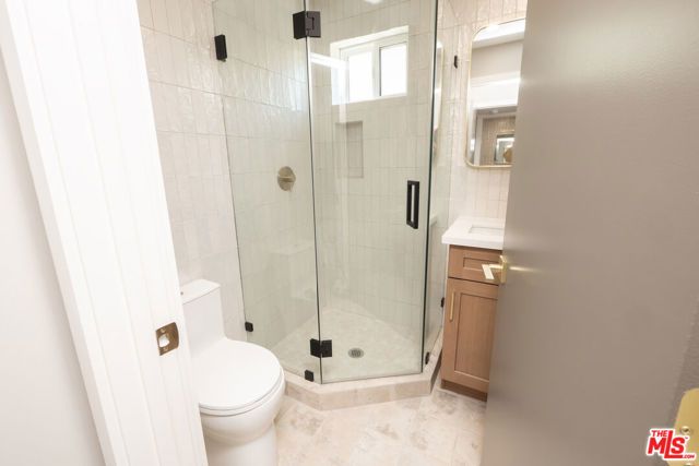 591 E 9th Street B, Upland, CA 91786
