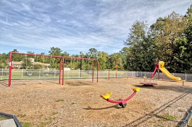 32 Concordia Drive, Savannah, GA 31419