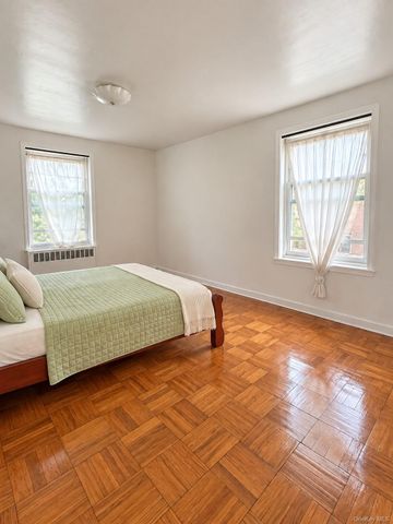 147-31 38th Ave A16, Flushing, NY 11354