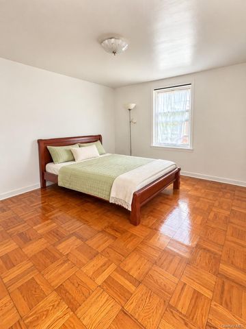 147-31 38th Ave A16, Flushing, NY 11354