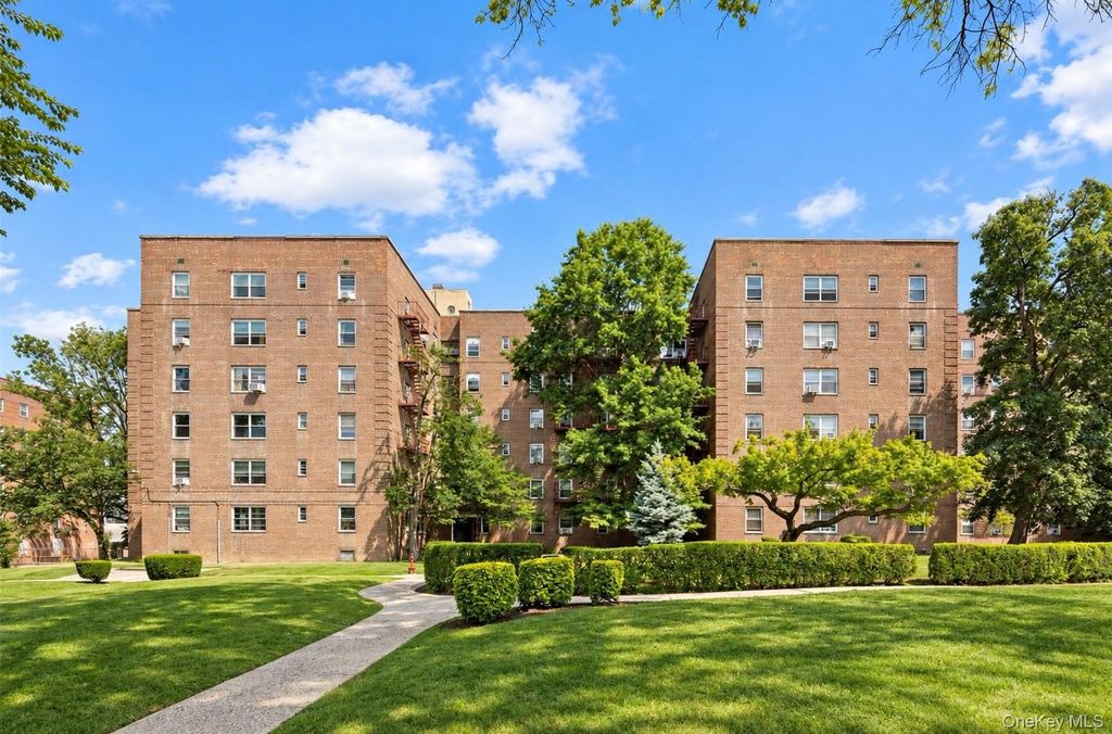 147-31 38th Ave A16, Flushing, NY 11354 — exterior
