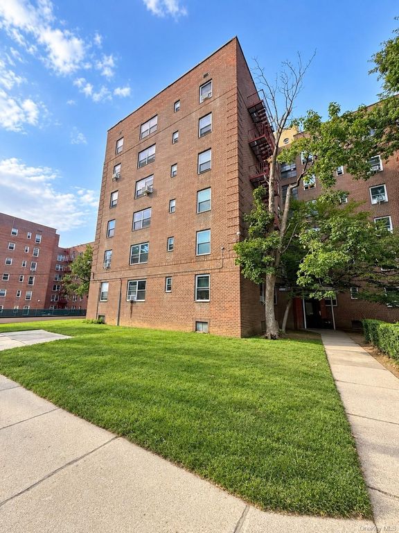147-31 38th Ave A16, Flushing, NY 11354 — photo 2