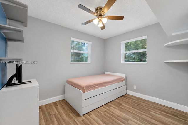 1060 NW 44, Oakland Park, FL 33309