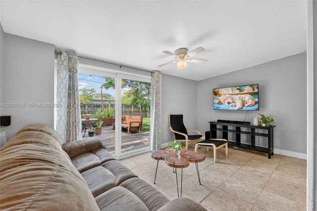1060 NW 44, Oakland Park, FL 33309