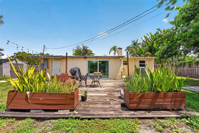 1060 NW 44, Oakland Park, FL 33309